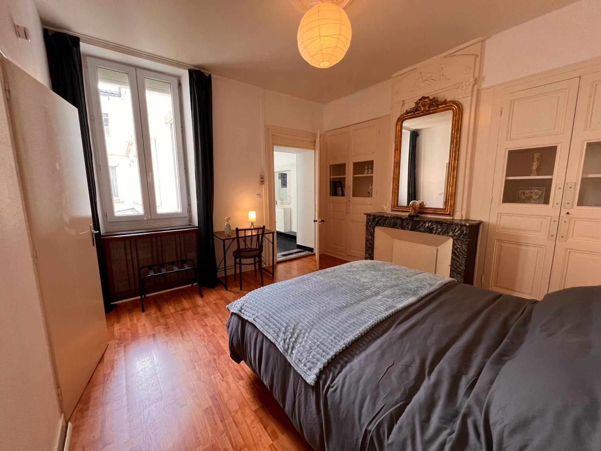 La Colbertine - Charming Apartment In Place Colbert Rochefort  Exteriér fotografie